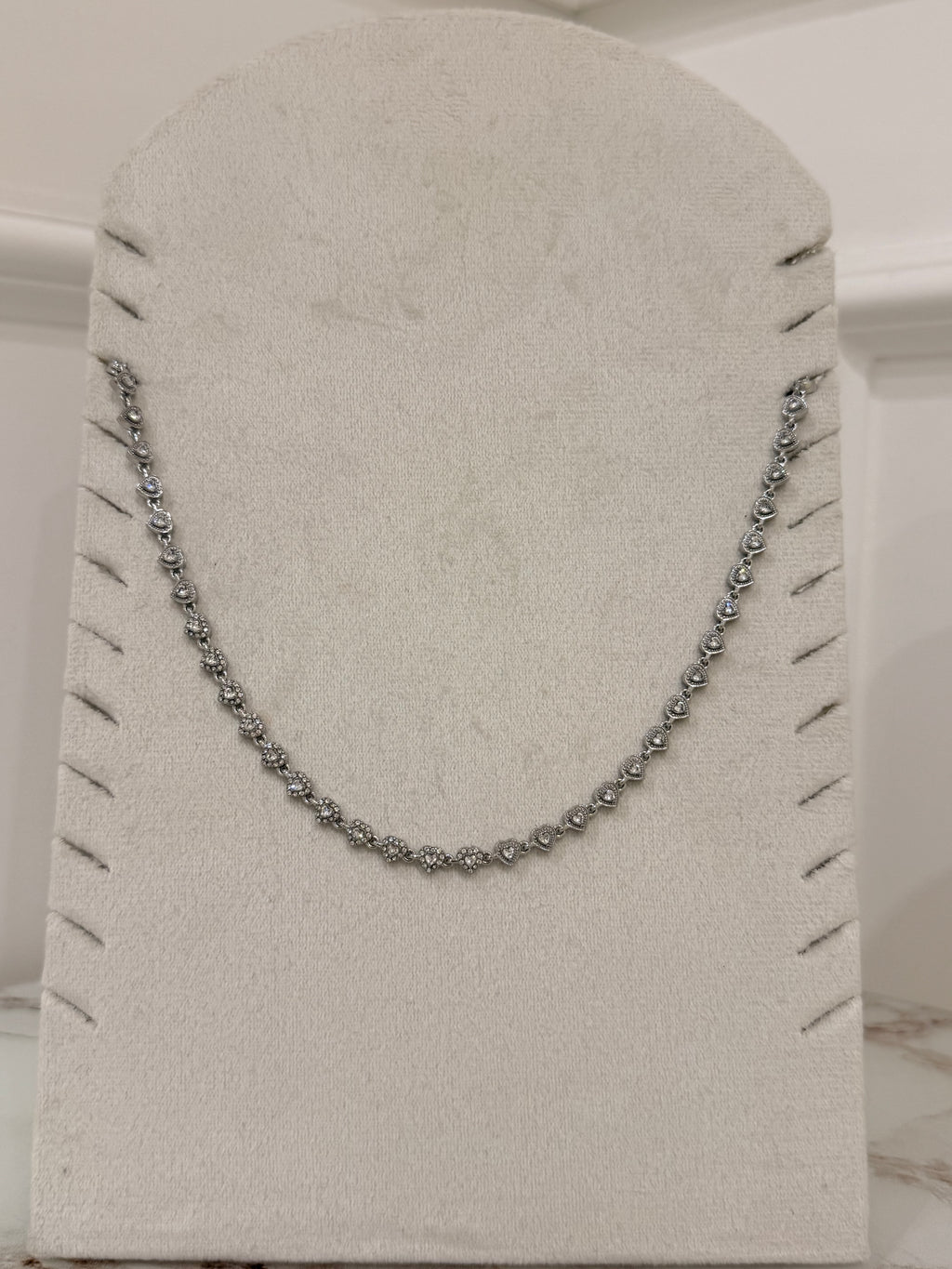 Collana Aura