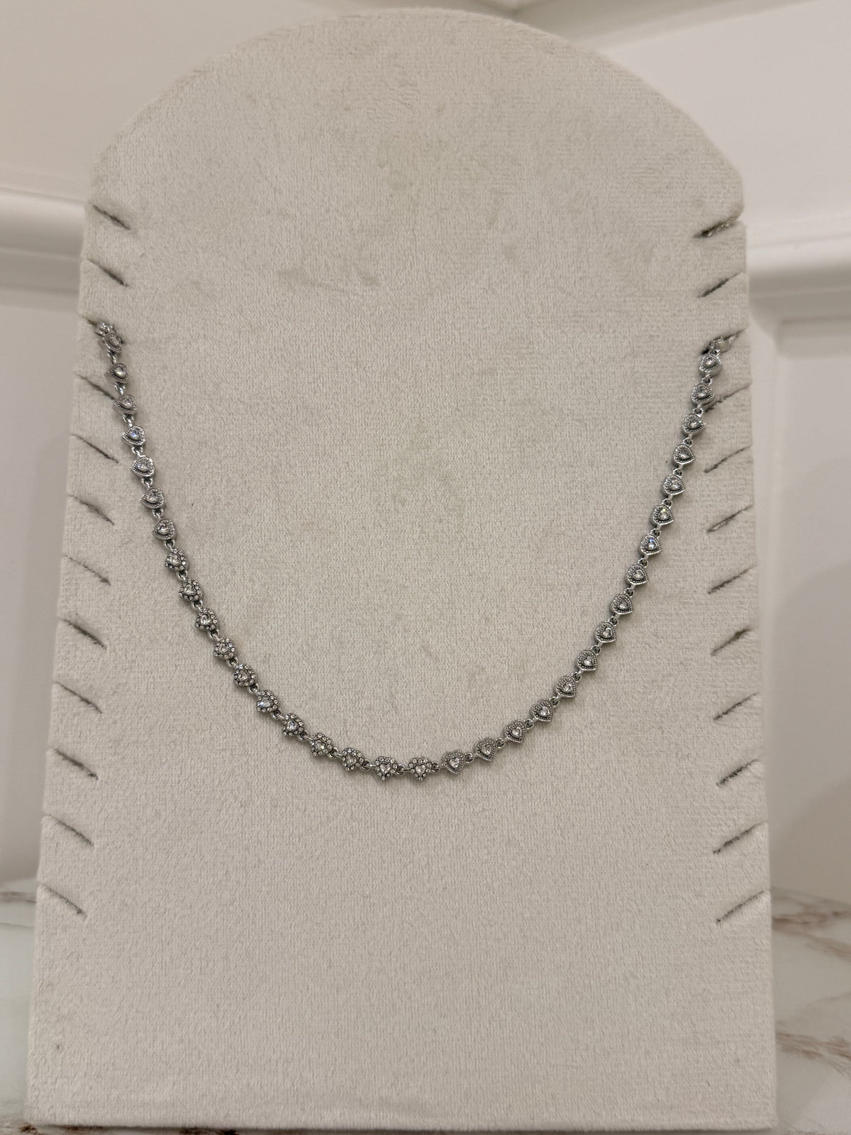 Collana Aura