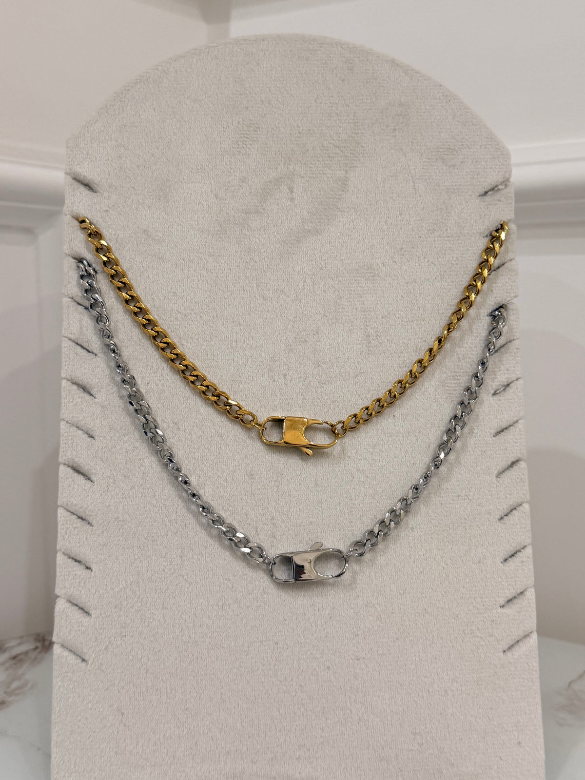 Collana Moschettone