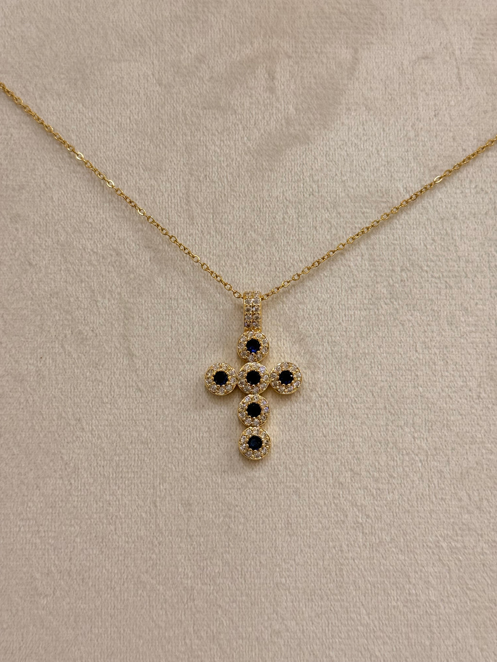 Collana Croce